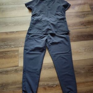 Mandala Women's Charcoal Jogger Scrub Set